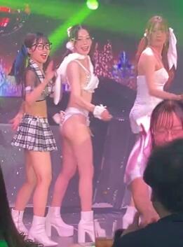 東京0320 第一部 眼镜 双马尾